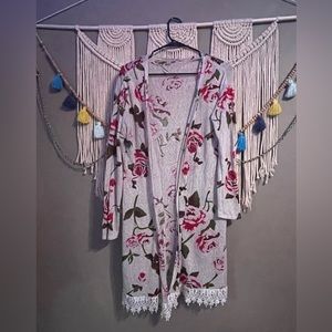 Long sleeve floral shawl/cardigan